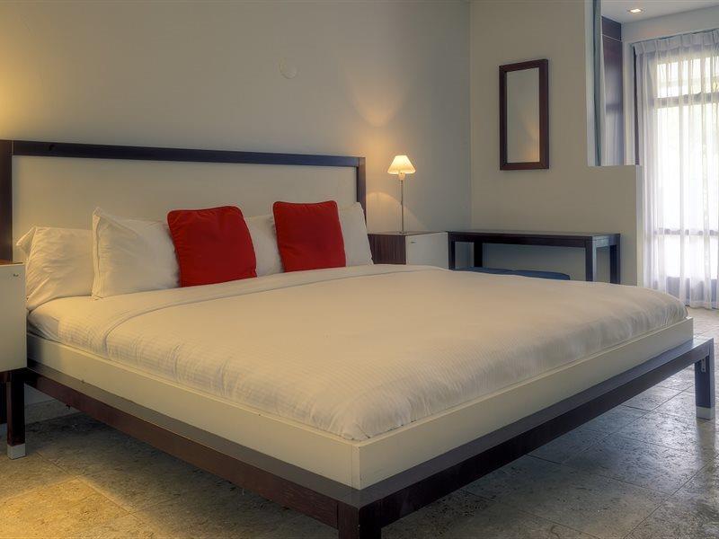 Floris Suite Hotel - Spa & Beach Club - Adults Only Piscadera Bay Εξωτερικό φωτογραφία
