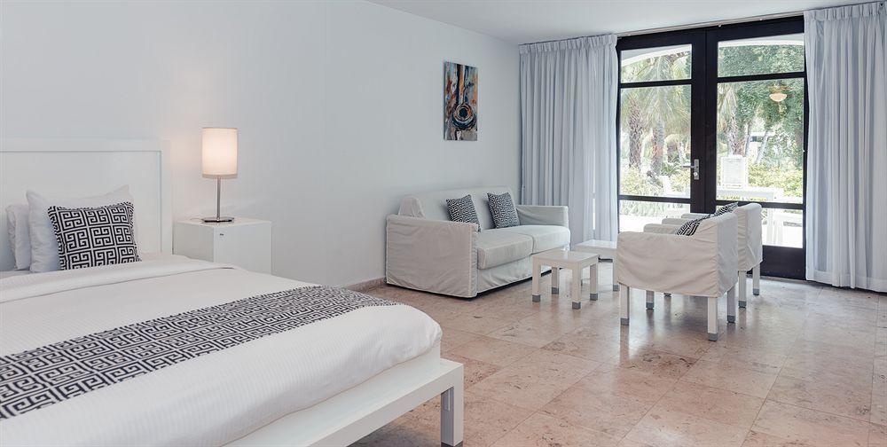 Floris Suite Hotel - Spa & Beach Club - Adults Only Piscadera Bay Εξωτερικό φωτογραφία