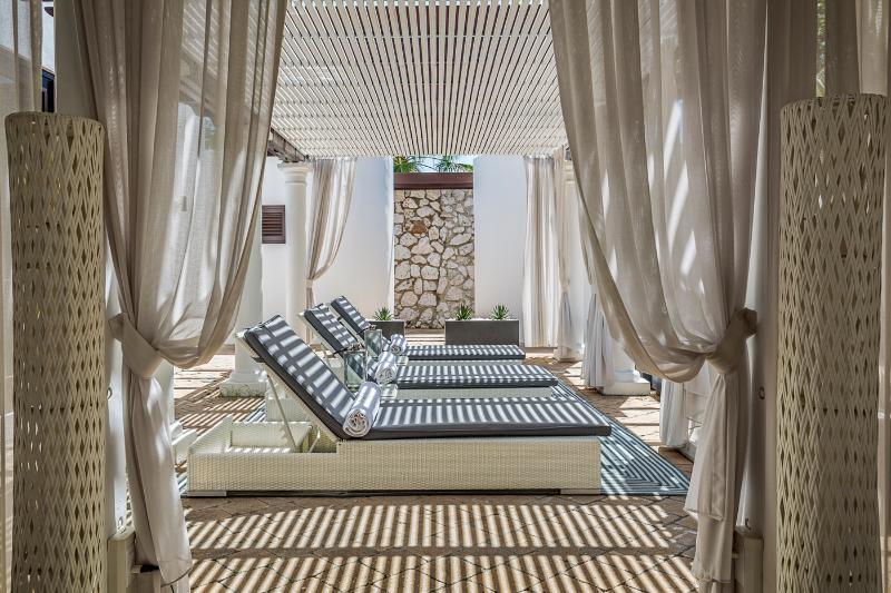 Floris Suite Hotel - Spa & Beach Club - Adults Only Piscadera Bay Εξωτερικό φωτογραφία